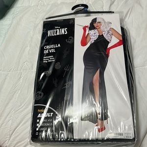Cruella De Vil Halloween Costume - Brand New